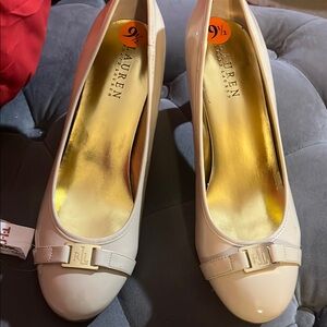 Lauren Ralph Lauren Women's Cream Pumps